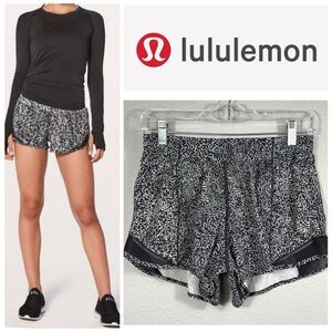 Lululemonn HOTTY HOT SHORT 4” Chirasu